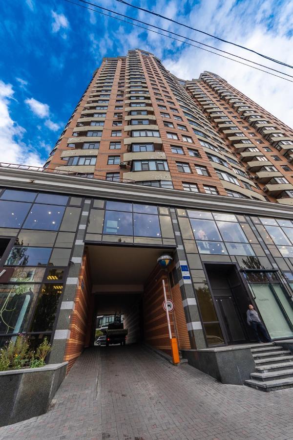 New Building Near Arena City Lesi Ukrainky 7A Kiev Exteriör bild