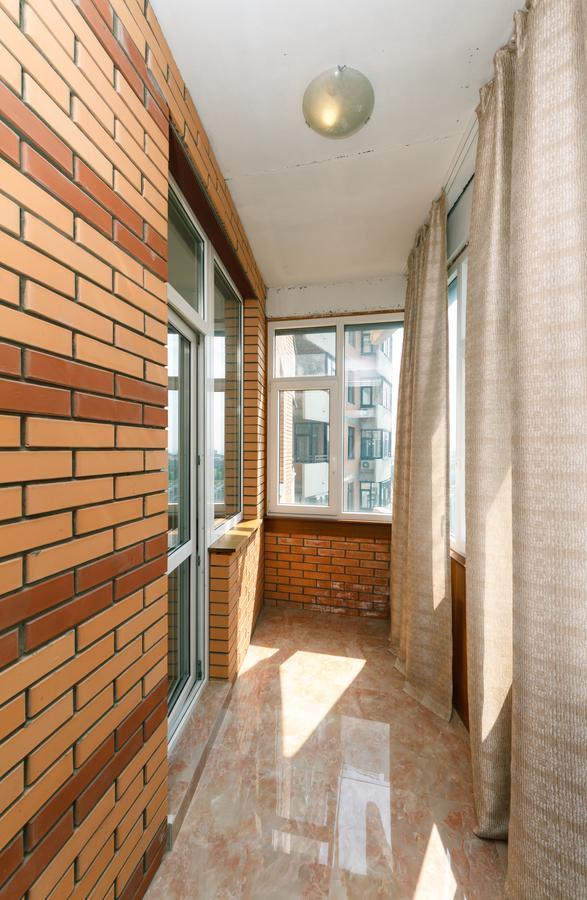 New Building Near Arena City Lesi Ukrainky 7A Kiev Exteriör bild